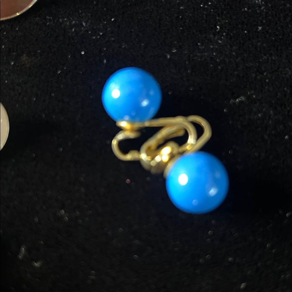 Assorted Vintage Earrings Set Total of 10 Clipon & Pierced #52300 - Picture 4 of 8